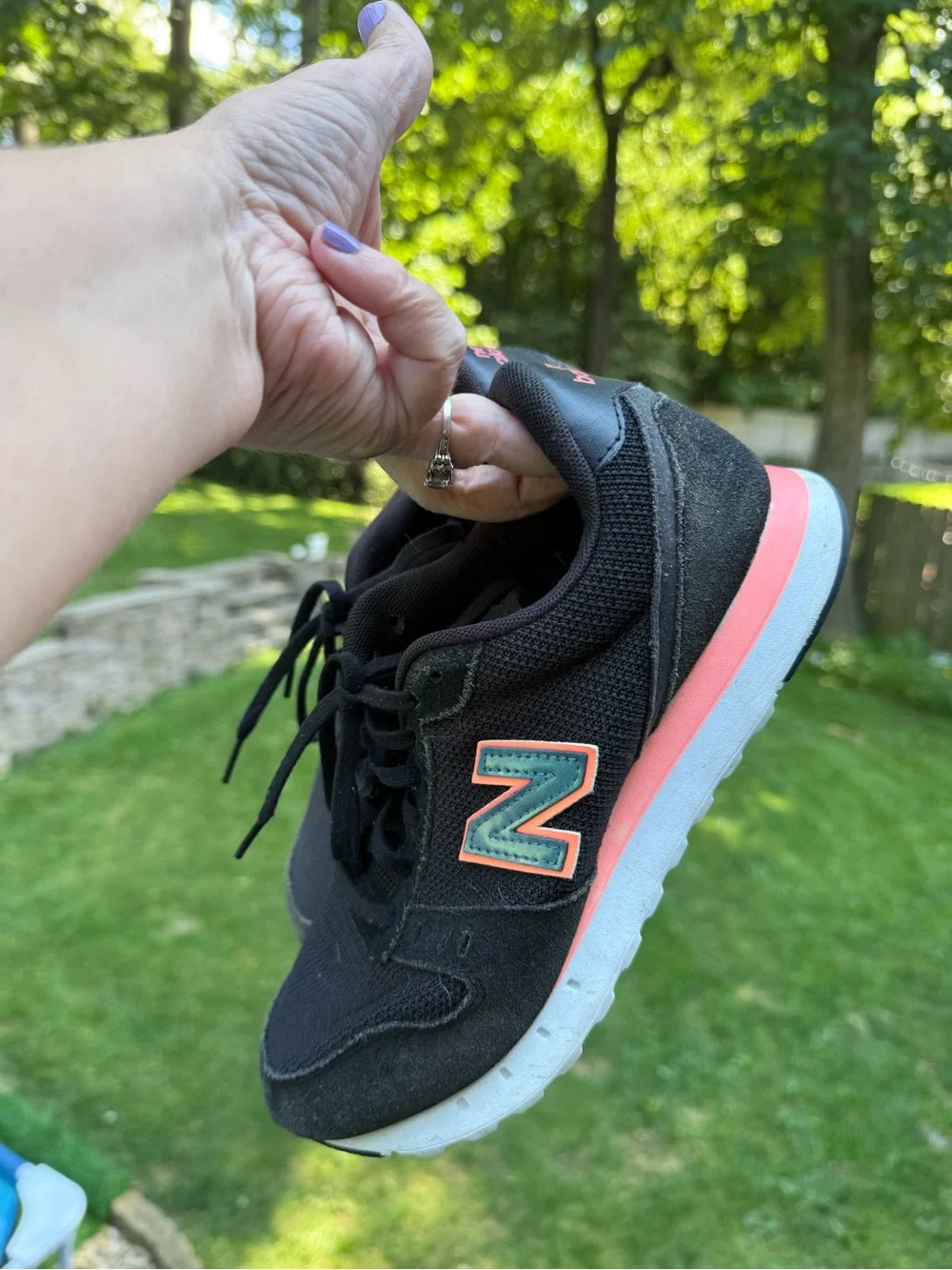 Womens NEW BALANCE 311 Black Sneakers Shoes / Size 8.5